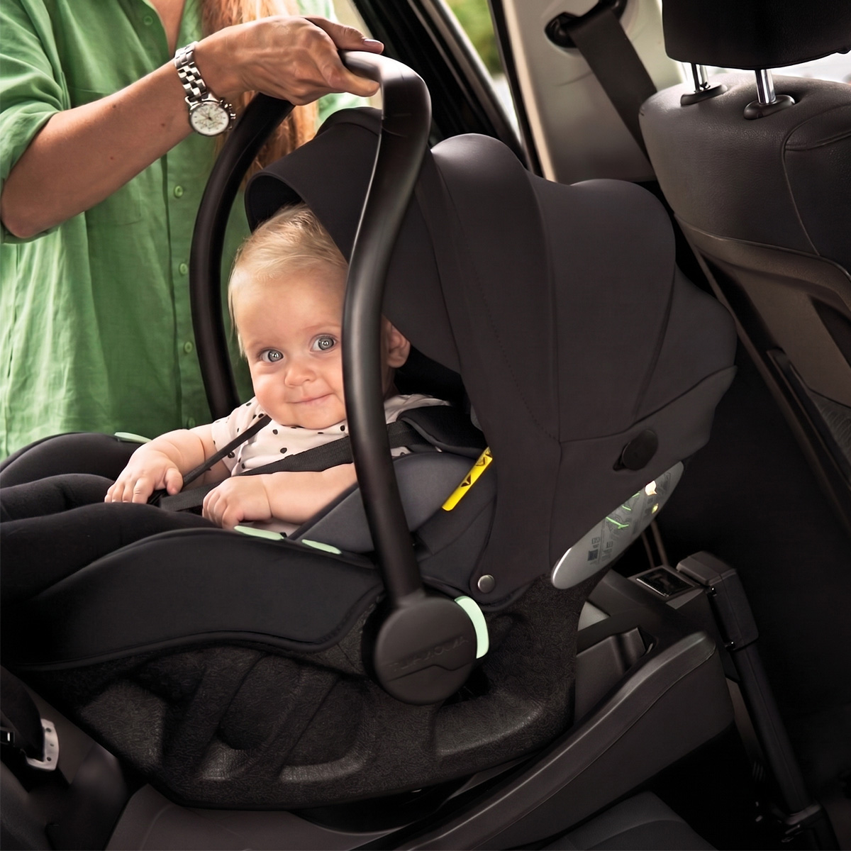Isofix-Basis mit Isofix-Konnektoren
